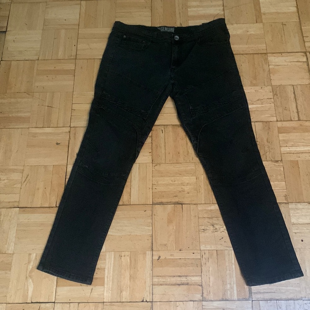 Selling man jean in good condition any questions ask